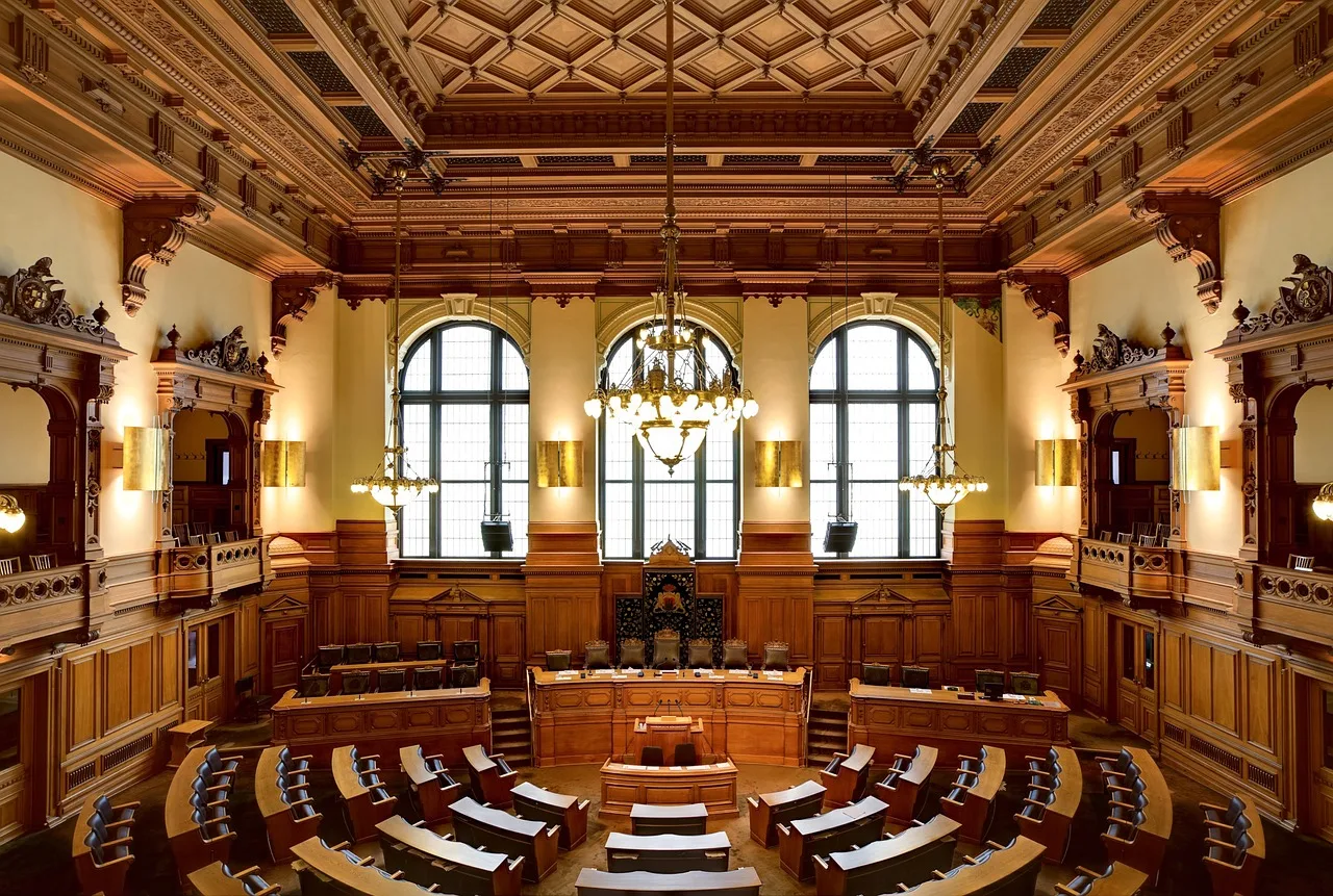 hamburg, germany, city hall, town hall, seats, bench, windows, buildings, interior, inside, ornate, molding, wood, wooden, beautiful, architecture. City Emergency Declaration Powers: Duration and Oversight