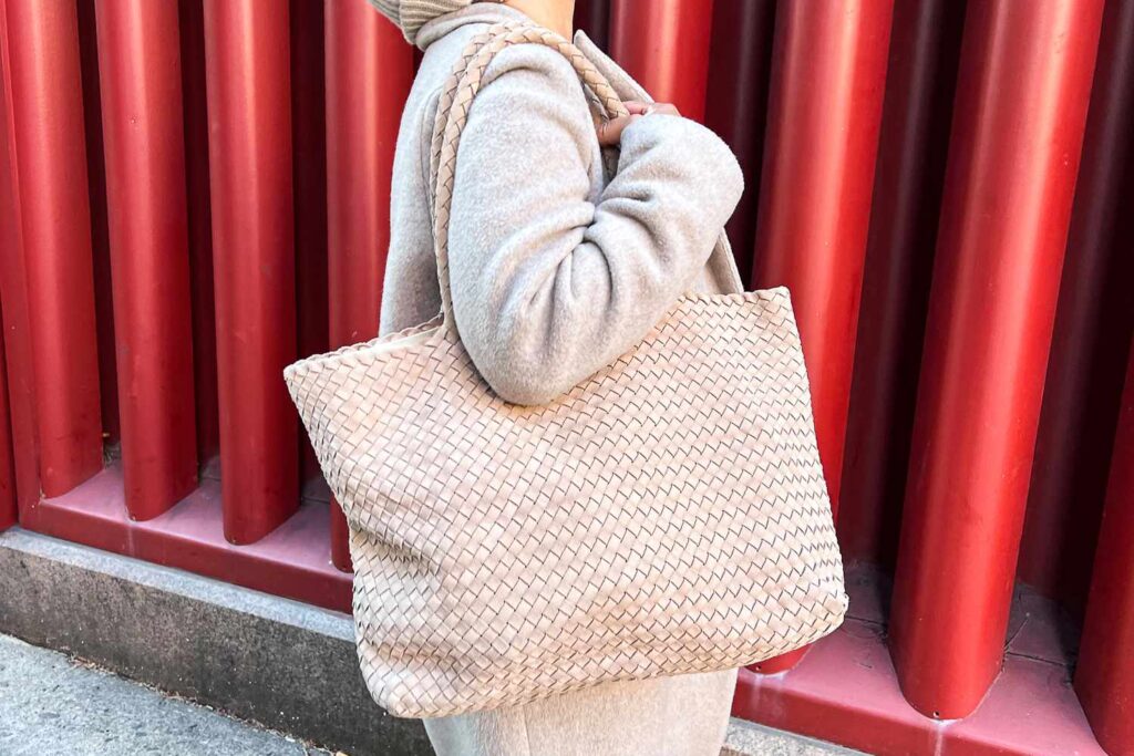 The Rise of Cloth Bags: A Sustainable Choice for a Greener Planet Cloth Bags